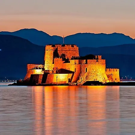 Marina'S Bright Getaway - Nafplio Center House Daire Dış mekan fotoğraf