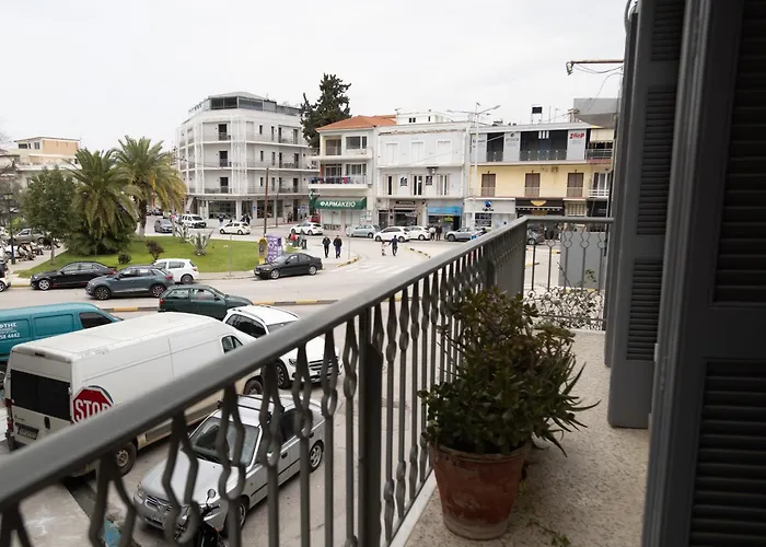 Marina\'S Bright Getaway - Nafplio Center House